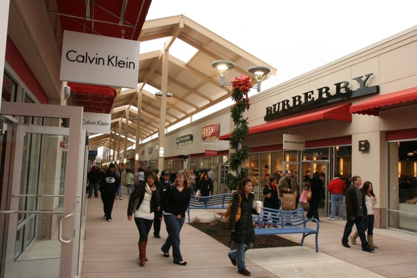 Shoppers at Jersey Shore Premium Outlets in Tinton Falls